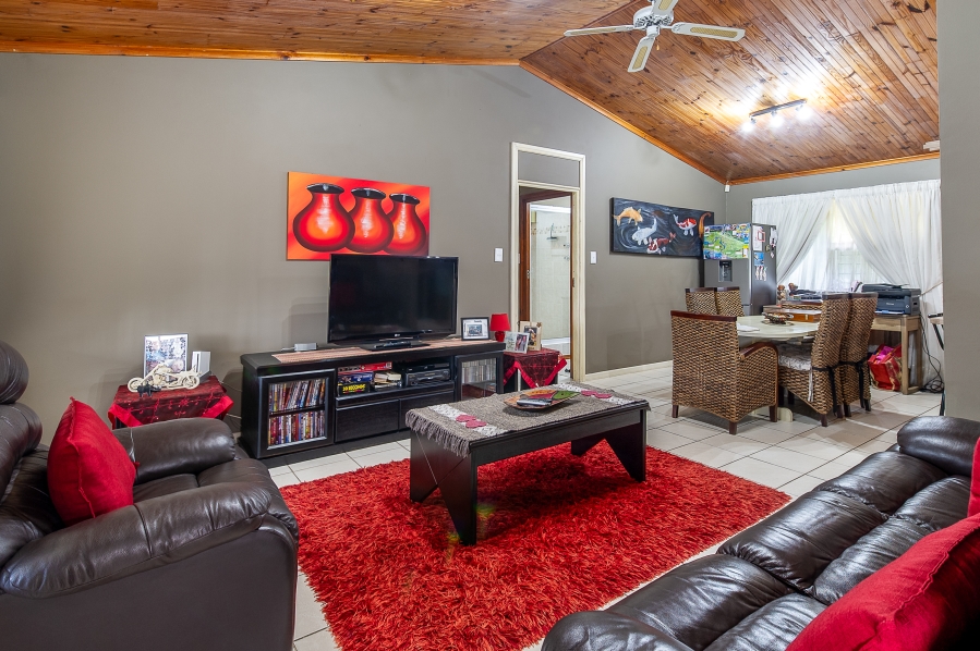 3 Bedroom Property for Sale in Sedgefield Central Western Cape